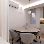 Apartament Eight *